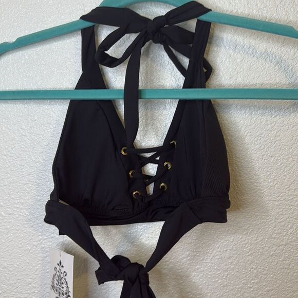 NWT- Becca-Modern Edge Halter- black with gold islets- bikini top- Size medium - Picture 8 of 11